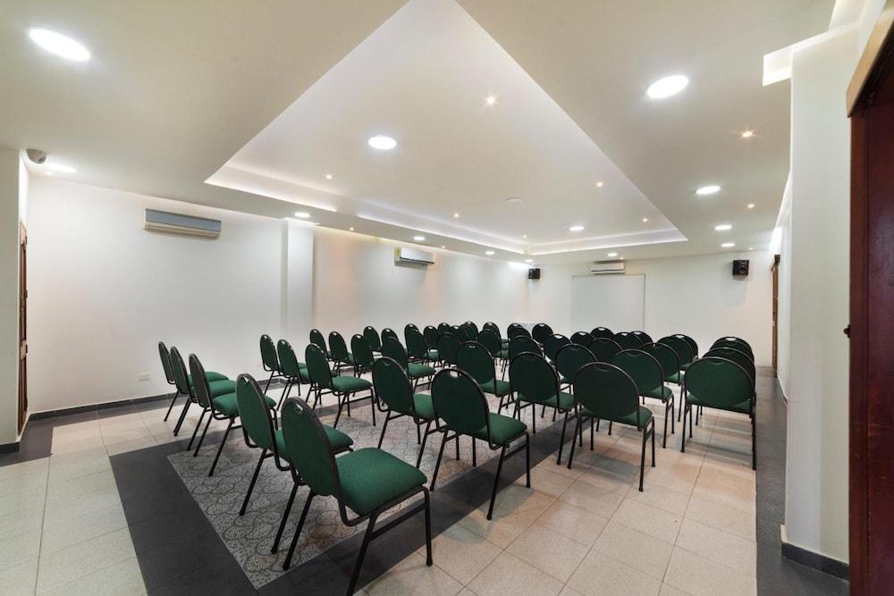 Ayenda Hotel Virrey 76 Barranquilla  Exterior photo
